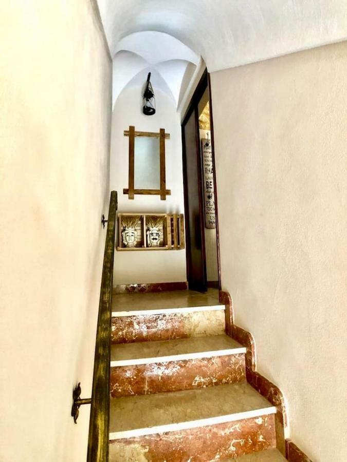“La Rampa” Affitti Brevi - Racalmutoアパートメント エクステリア 写真